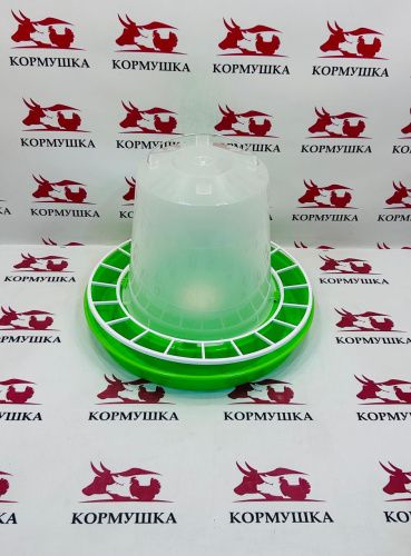 Поилка подвесная 12 литров с пробкой, зеленая 1шт