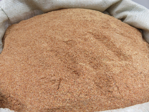 Дрожжи кормовые протеин 38% на отрубной основе (30 кг./м.) 1кг.***